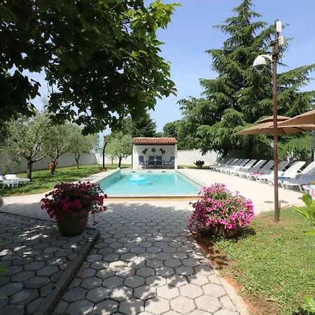 Bungalow-lavanda-1 Poreč