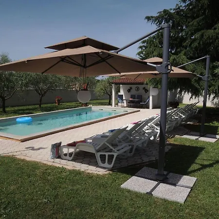 Bungalow-lavanda-1 Poreč